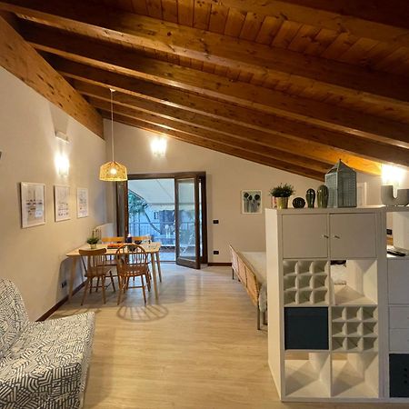 Villa Maria Apartments Moniga del Garda Exteriör bild