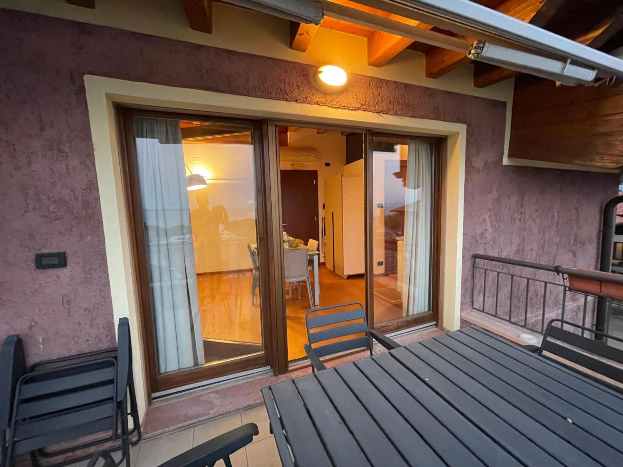 Villa Maria Apartments Moniga del Garda Exteriör bild